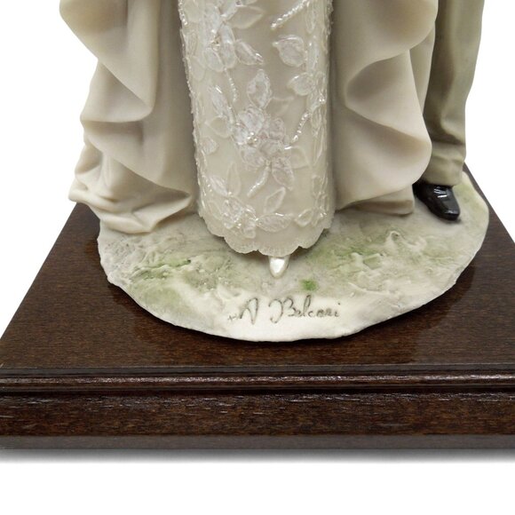 A Belcari Bride Groom Wedding Figurine 1987 Italian Figurine Vintage 11" - Picture 8 of 11